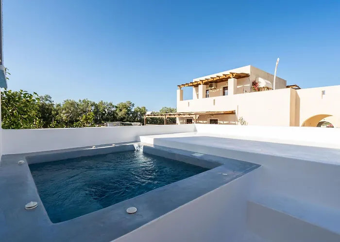 Kocis Apartment Monolithos (Santorini)