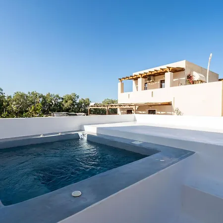 Kocis Apartment Monolithos (Santorini)